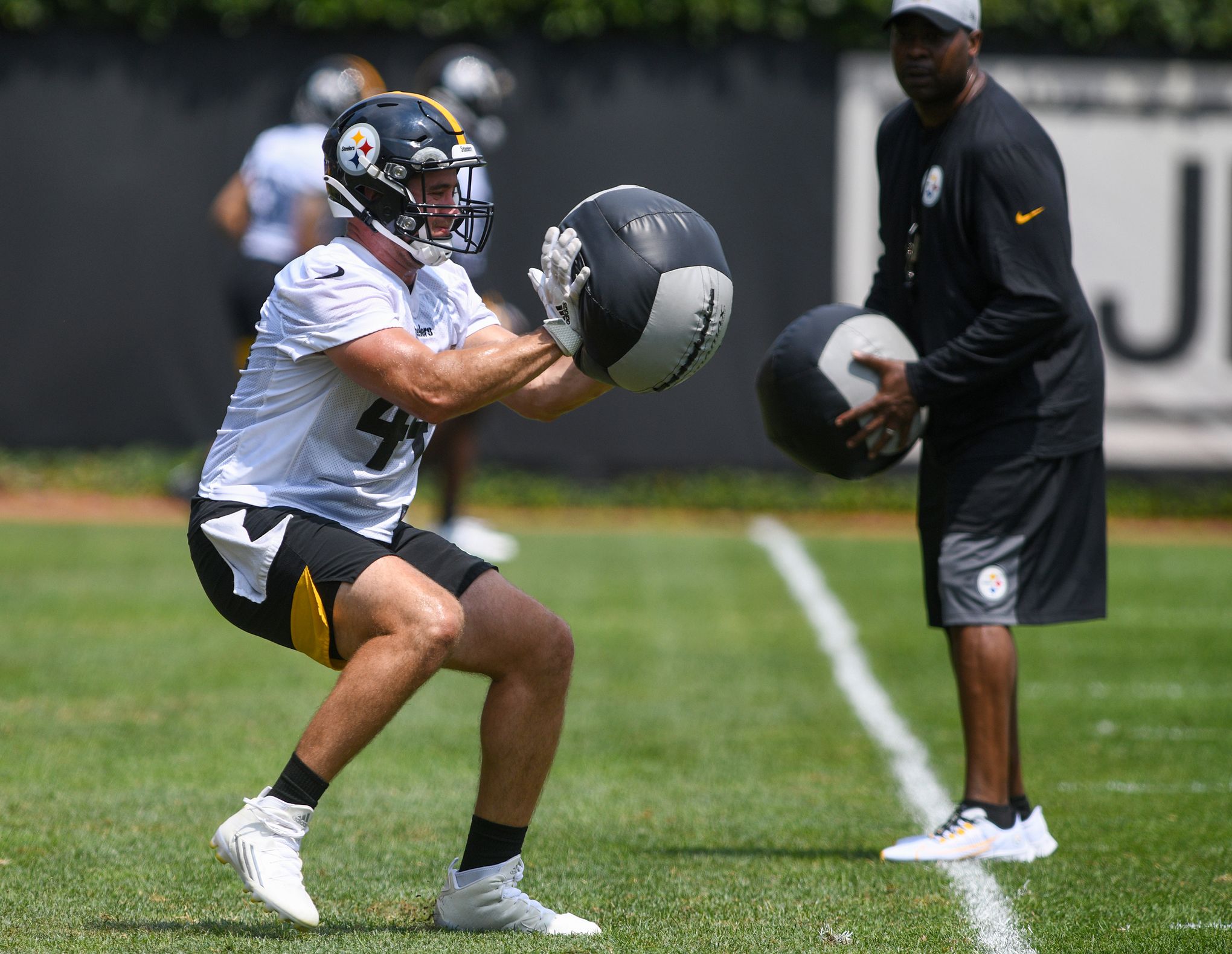 Steelers' Alex Highsmith Excited To Be Able To Focus On Football