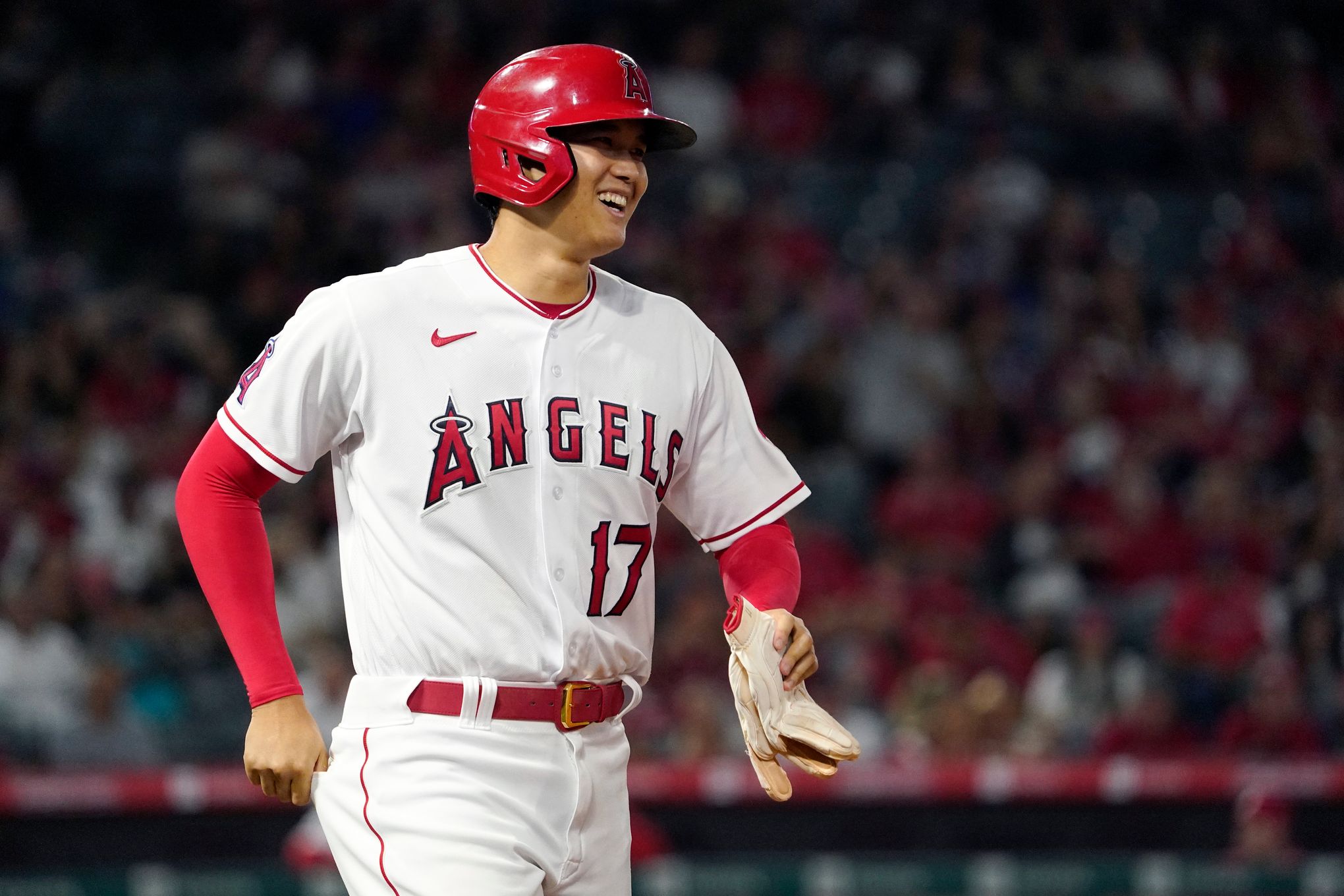 Ohtani helps send Mets into last place as Angels win 3-1