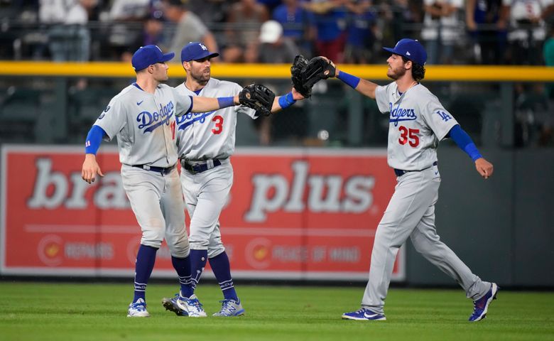 Dodgers place Chris Taylor on the injured list and expect Max