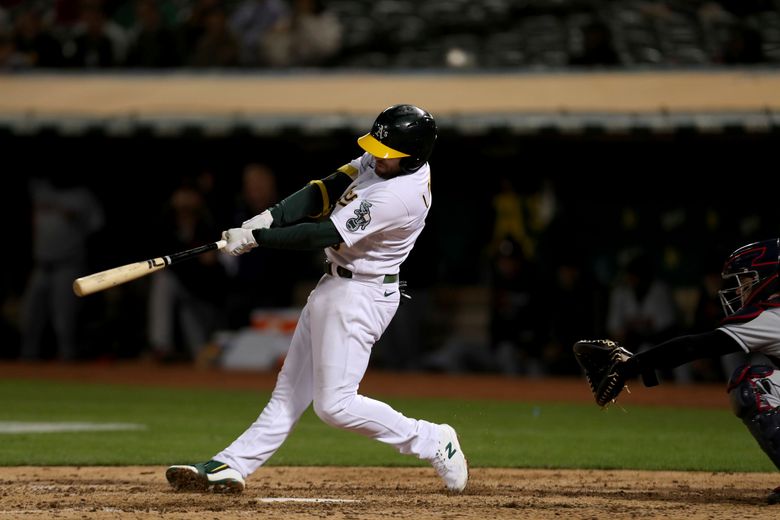 Oakland A's DH Mitch Moreland pitches scoreless inning against