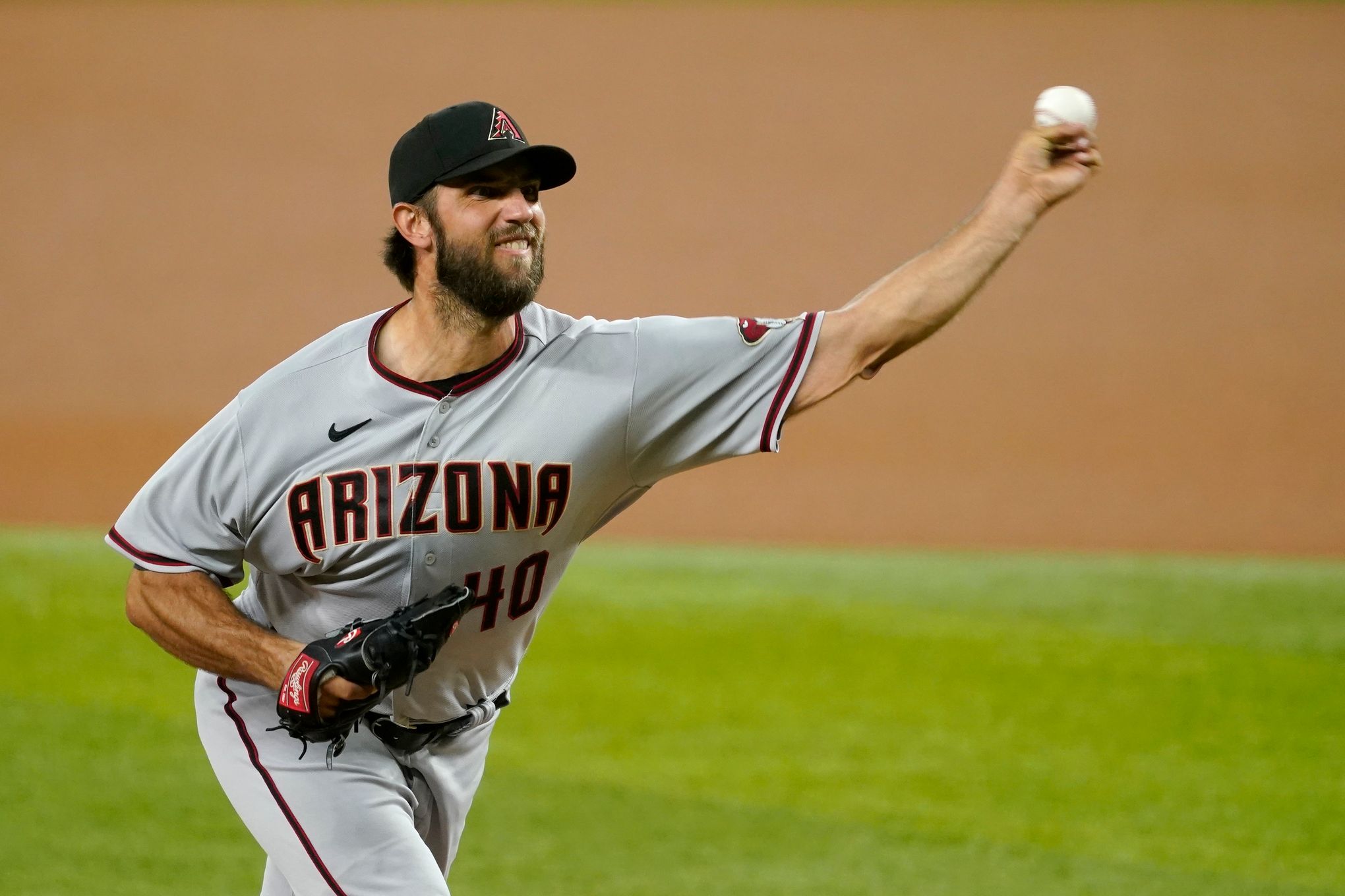 Diamondbacks' Bumgarner tosses 7-inning no-hitter in shortened