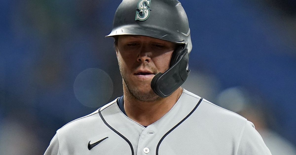 Mariners' Ty France says his wrist isn't reason for recent slump