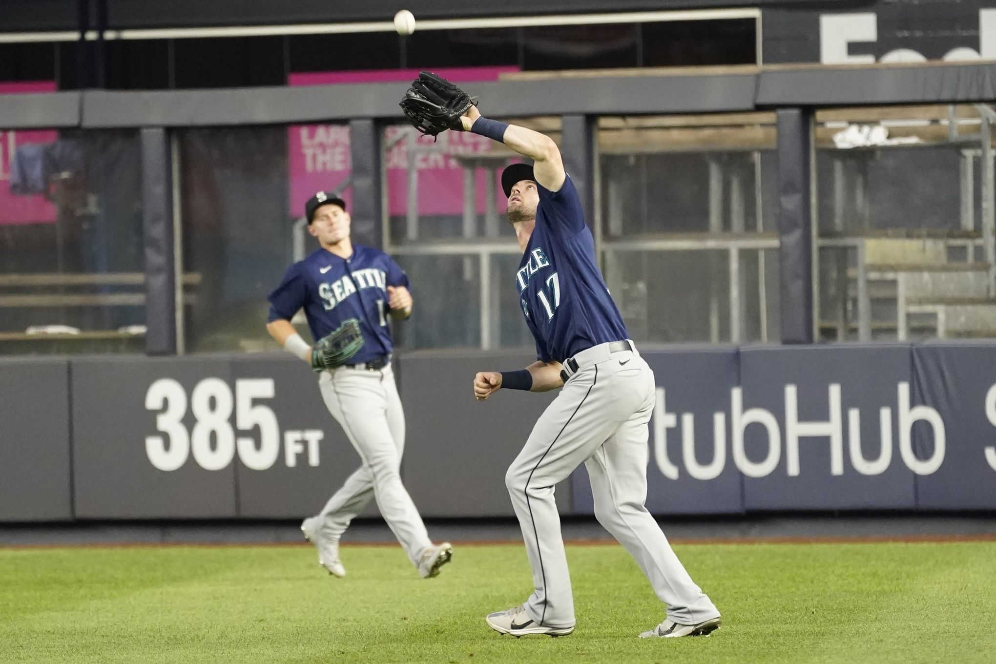 Photos Mariners lose 32 in 11 innings at Yankee Stadium The Seattle