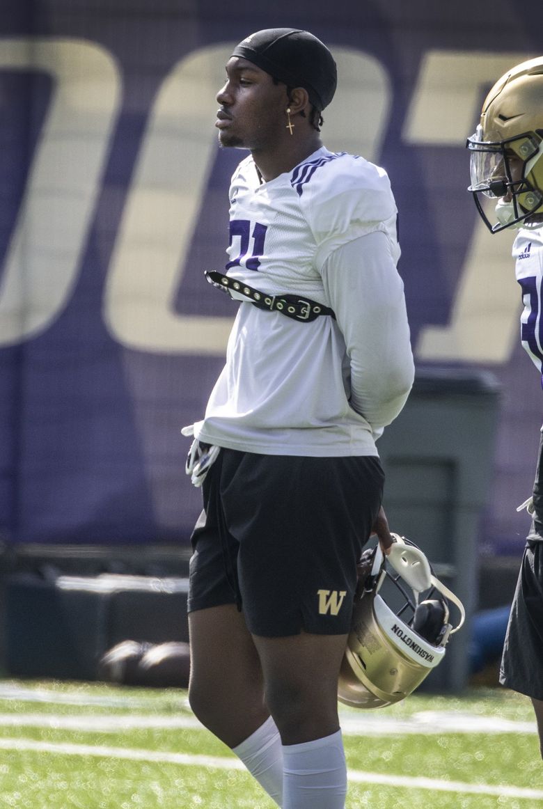 It's Safety First for Huskies' Well-Traveled Dominique Hampton