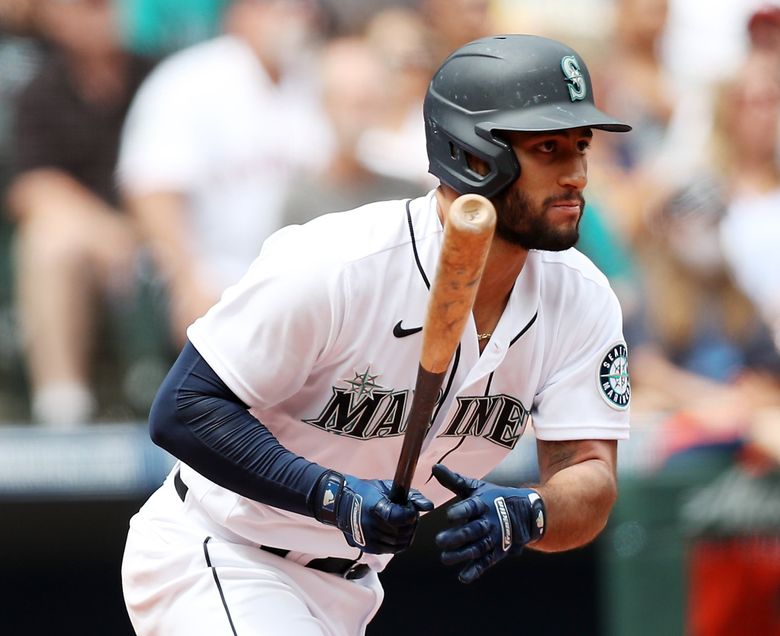 Why the Mariners are in the worst place to be at the MLB trade deadline