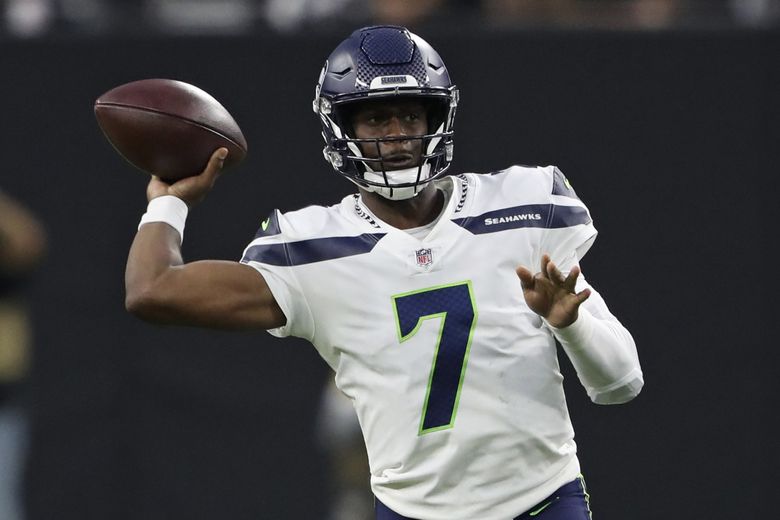 Russell Wilson, Bobby Wagner & Neiko Thorpe Named Seahawks Captains For 2020  Season