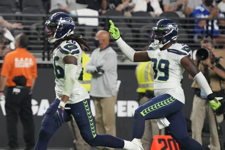 Seahawks' backups struggle in preseason loss to Raiders