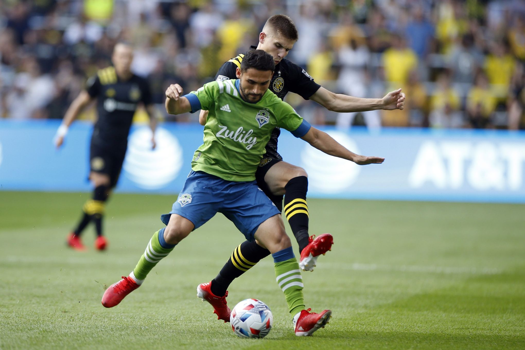 Lucas Zelarayán leads Columbus Crew to 2nd MLS Cup title with 3-0 win over  Seattle Sounders