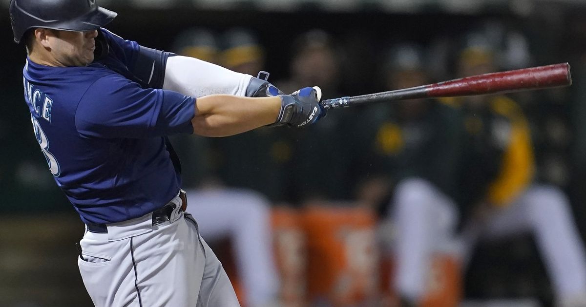 Photos Mariners, comeback kids, win in Oakland The Seattle Times