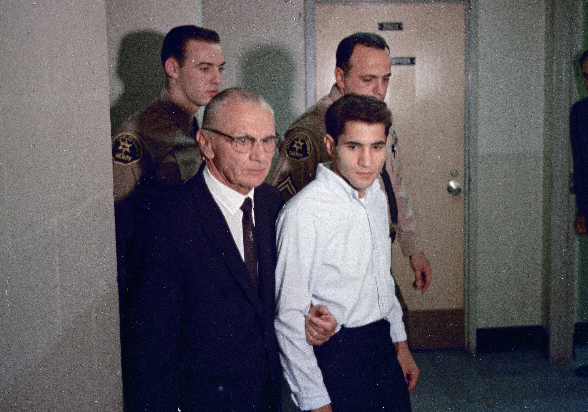 Sirhan Sirhan, convicted of Robert F. Kennedy assassination, seeks parole  with no opposition from prosecutors | The Seattle Times