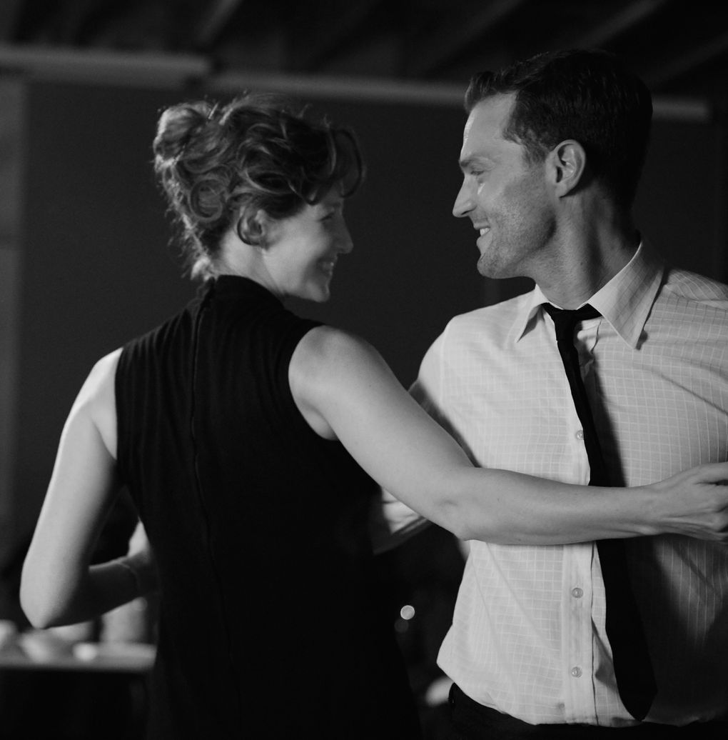 Caitríona Balfe, left, stars as Ma while Jamie Dornan stars as Pa in director Kenneth Branagh’s “Belfast.” (Rob Youngson / Focus Features)
