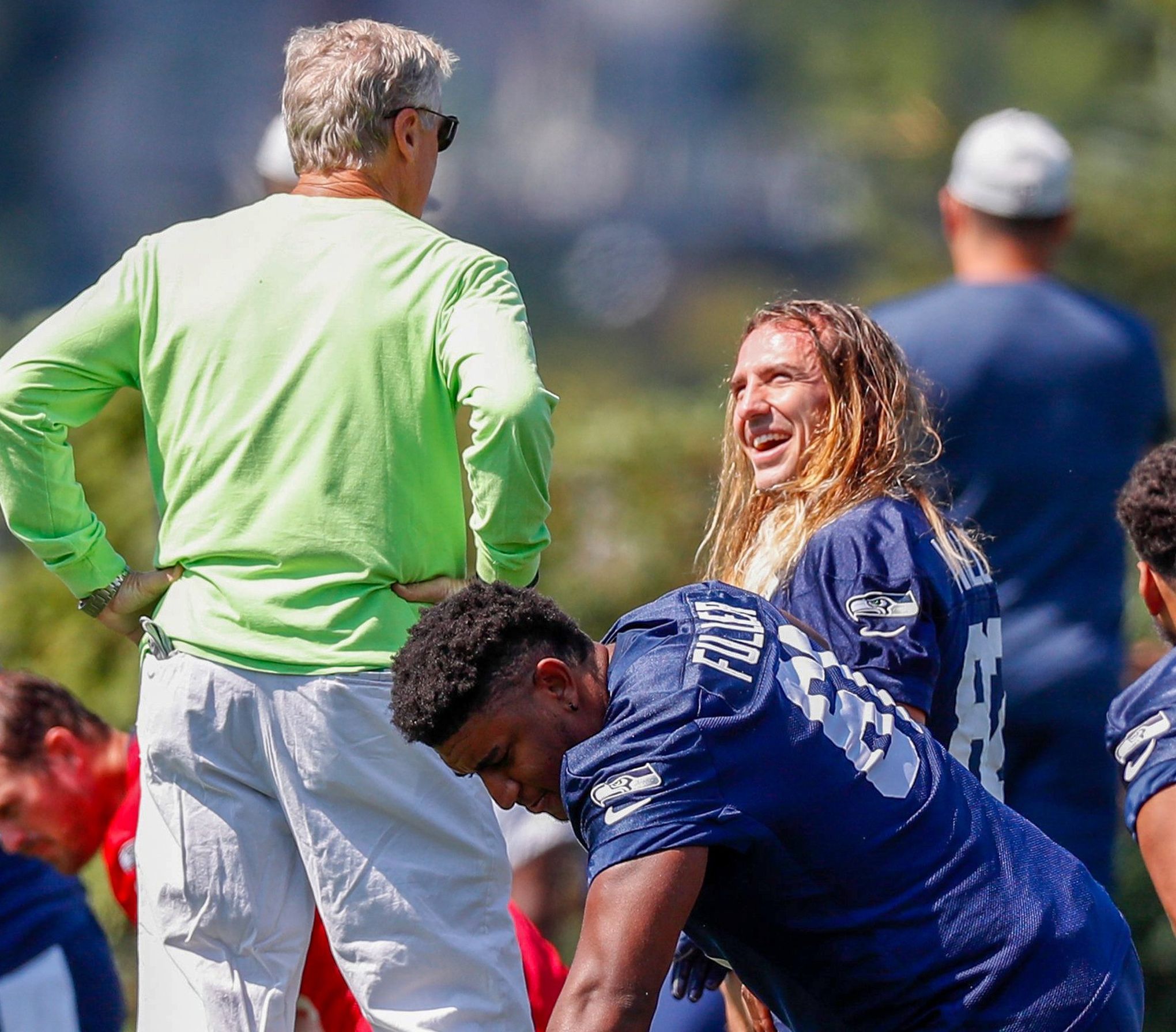 Seahawks re-sign tight end Luke Willson, bringing back his flowing hair and  techno jams