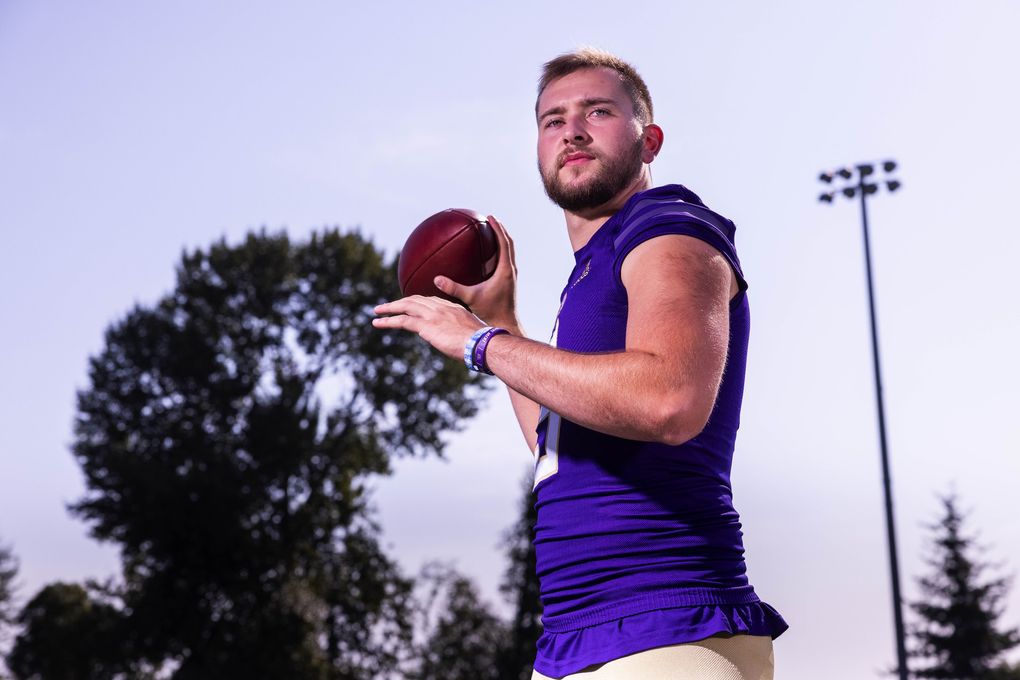 Washington quarterback Dylan Morris. (Dean Rutz / The Seattle Times)