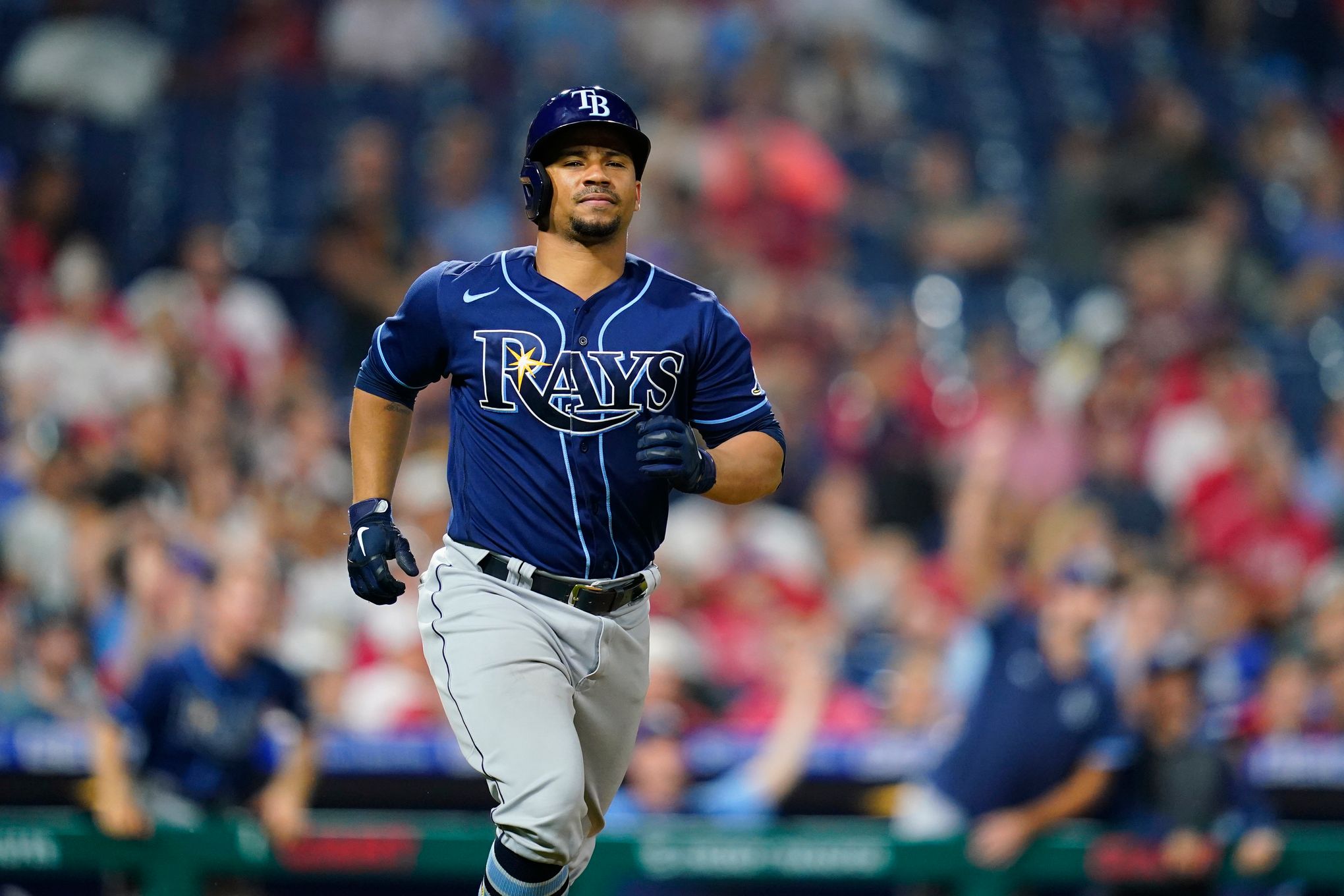 Lowe's 4 RBIs lead Rays over Yankees 7-4 as 5 batters hit and New