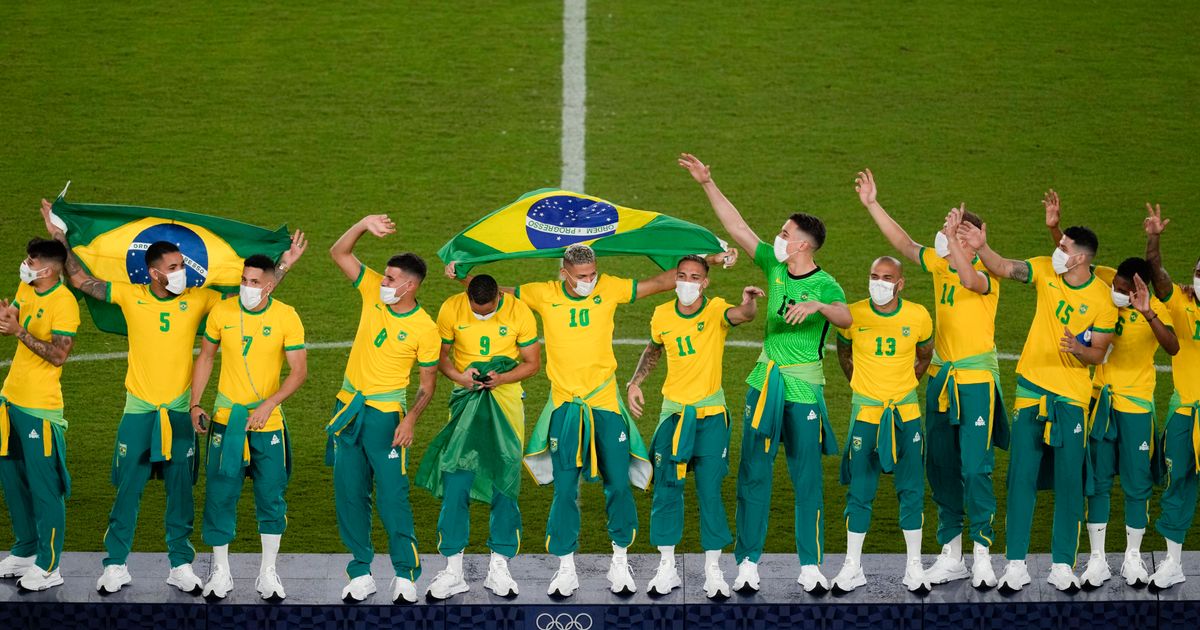 Brazil criticizes triumphant soccer team for refusing to wear