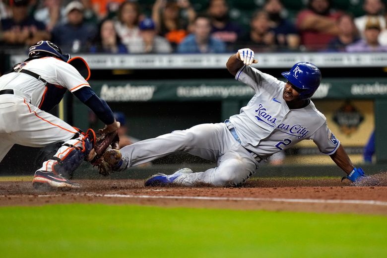 Toronto Blue Jays snap losing streak with win against Kansas City Royals