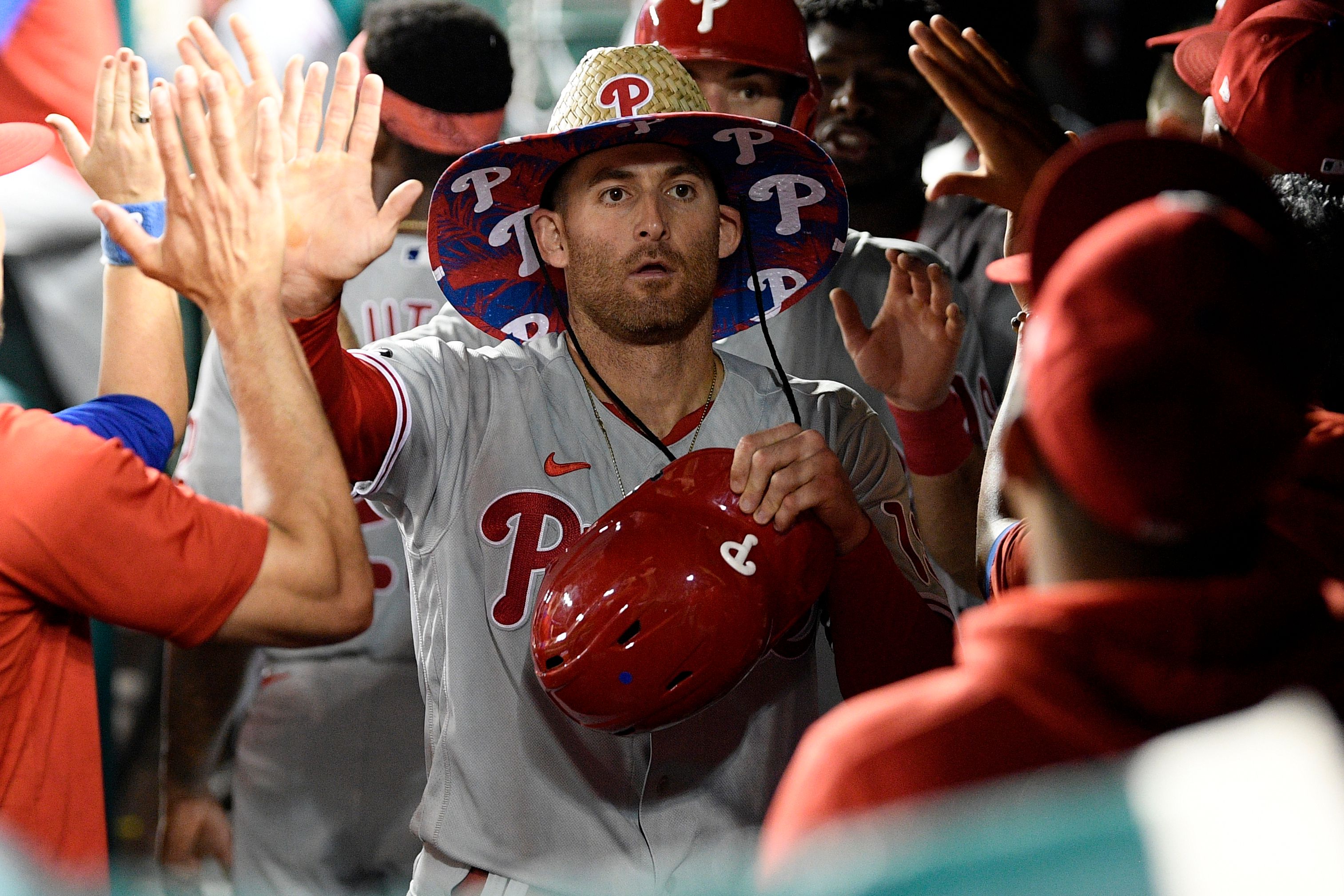 Surging Phillies win 5th in a row rally past Nationals 12 6 The