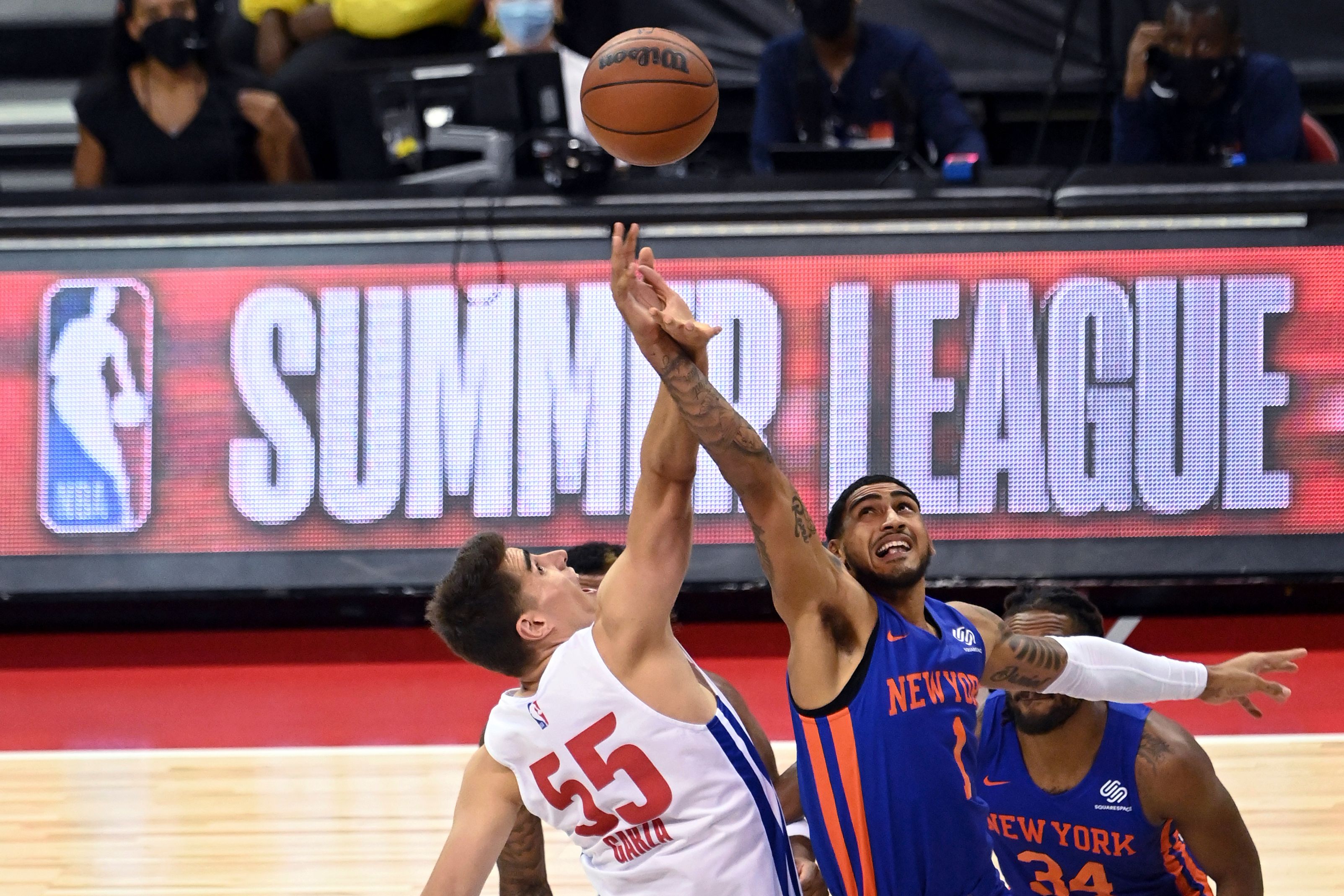 luka garza pistons shirt