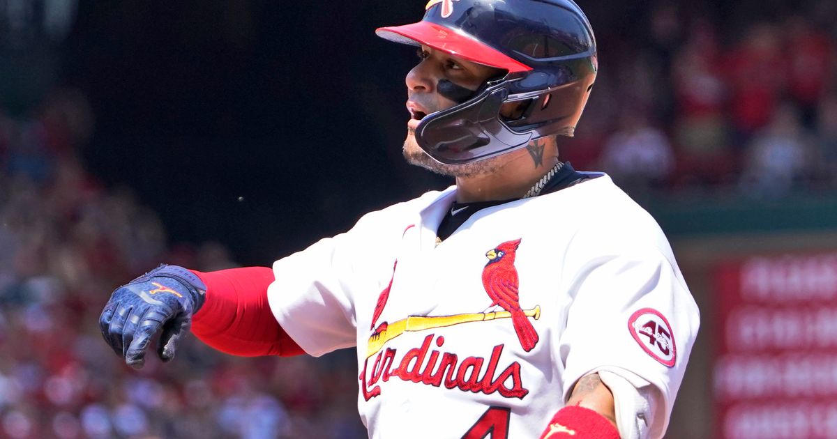 Yadier Molina enters MLB record books with 2,000th game caught