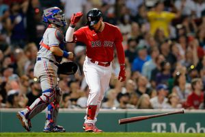 Former Red Sox utilityman Brock Holt makes Rangers' Opening Day roster –  Blogging the Red Sox