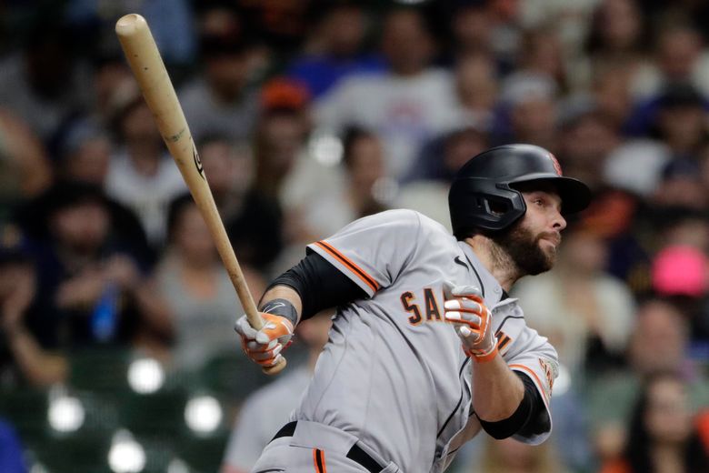 Brandon Belt homers twice as Giants win