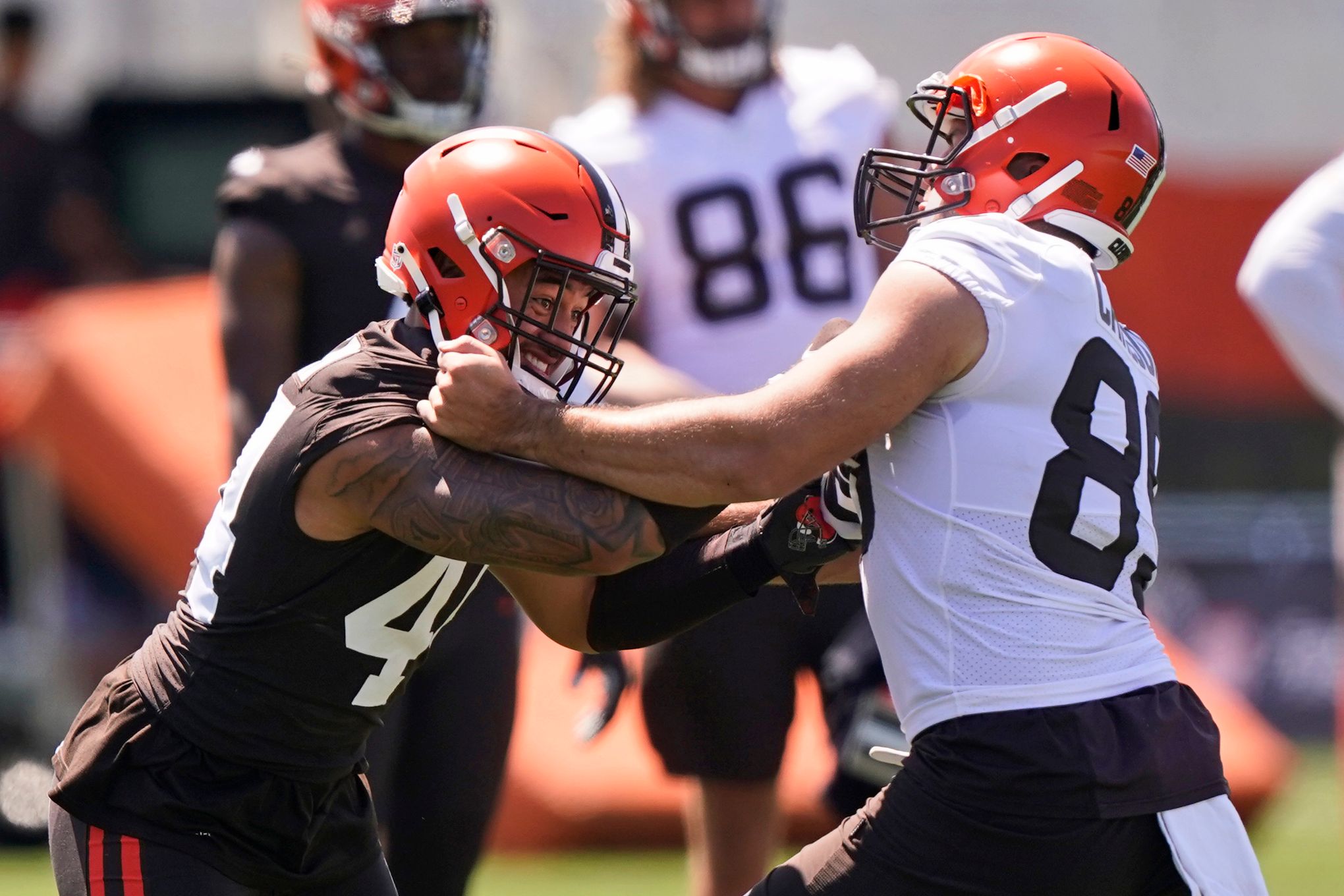 Cleveland Browns' linebacker Sione Takitaki out for season with knee injury