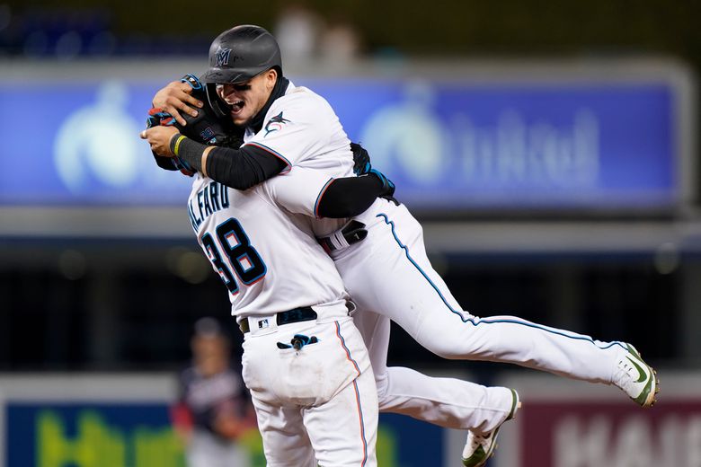 Alfaro lifts Marlins over Nats 4-3 in 10 to end 8-game slide
