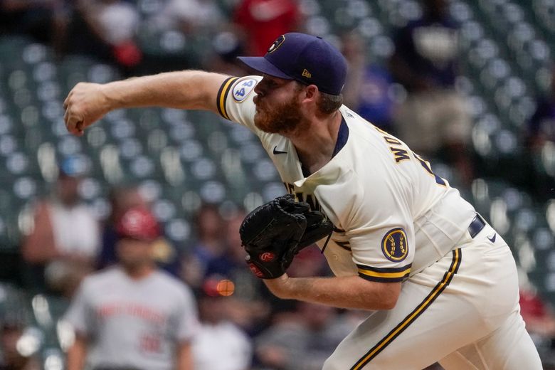 Corbin Burnes strikes out 13 in Brewers' win over Reds
