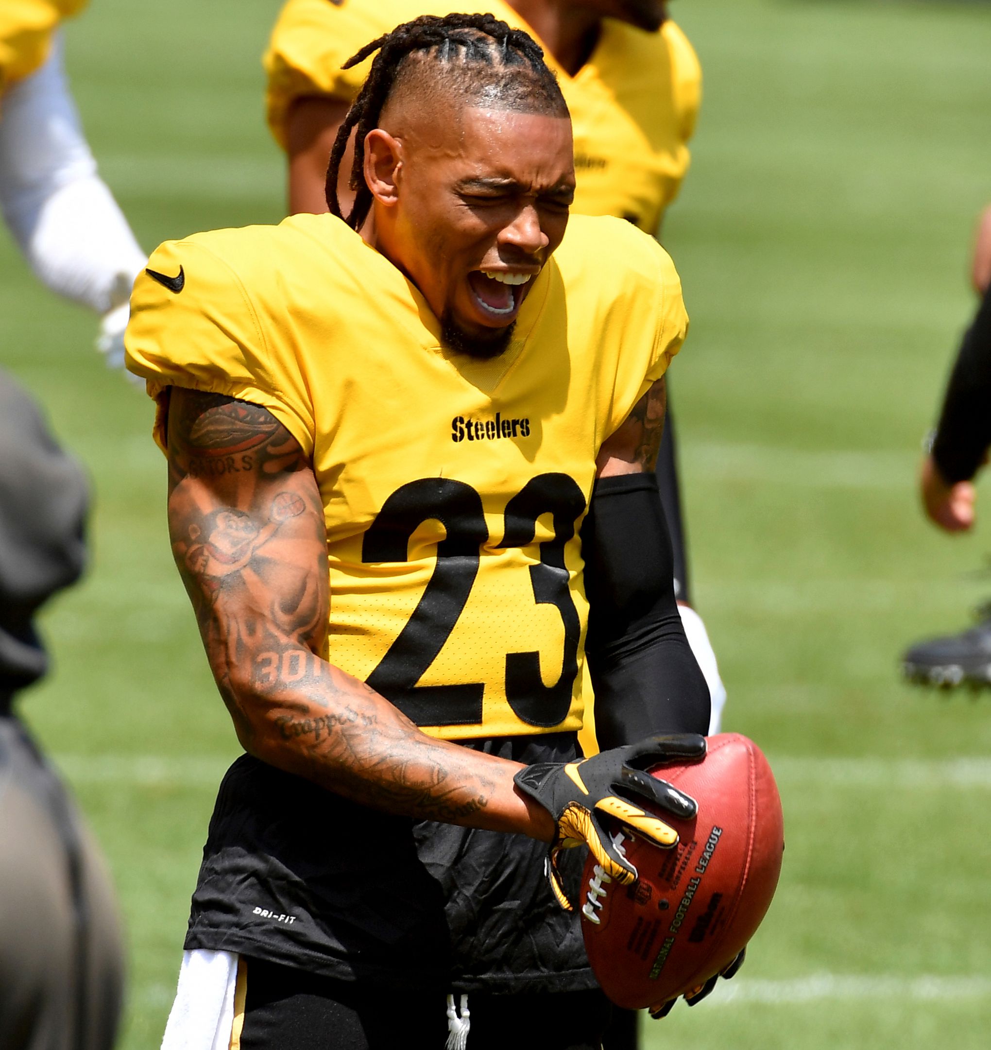 Is James Pierre having the best camp of anyone in a Steelers uniform?