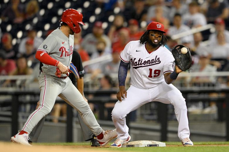 Phillies beat Oakland for fourth straight win