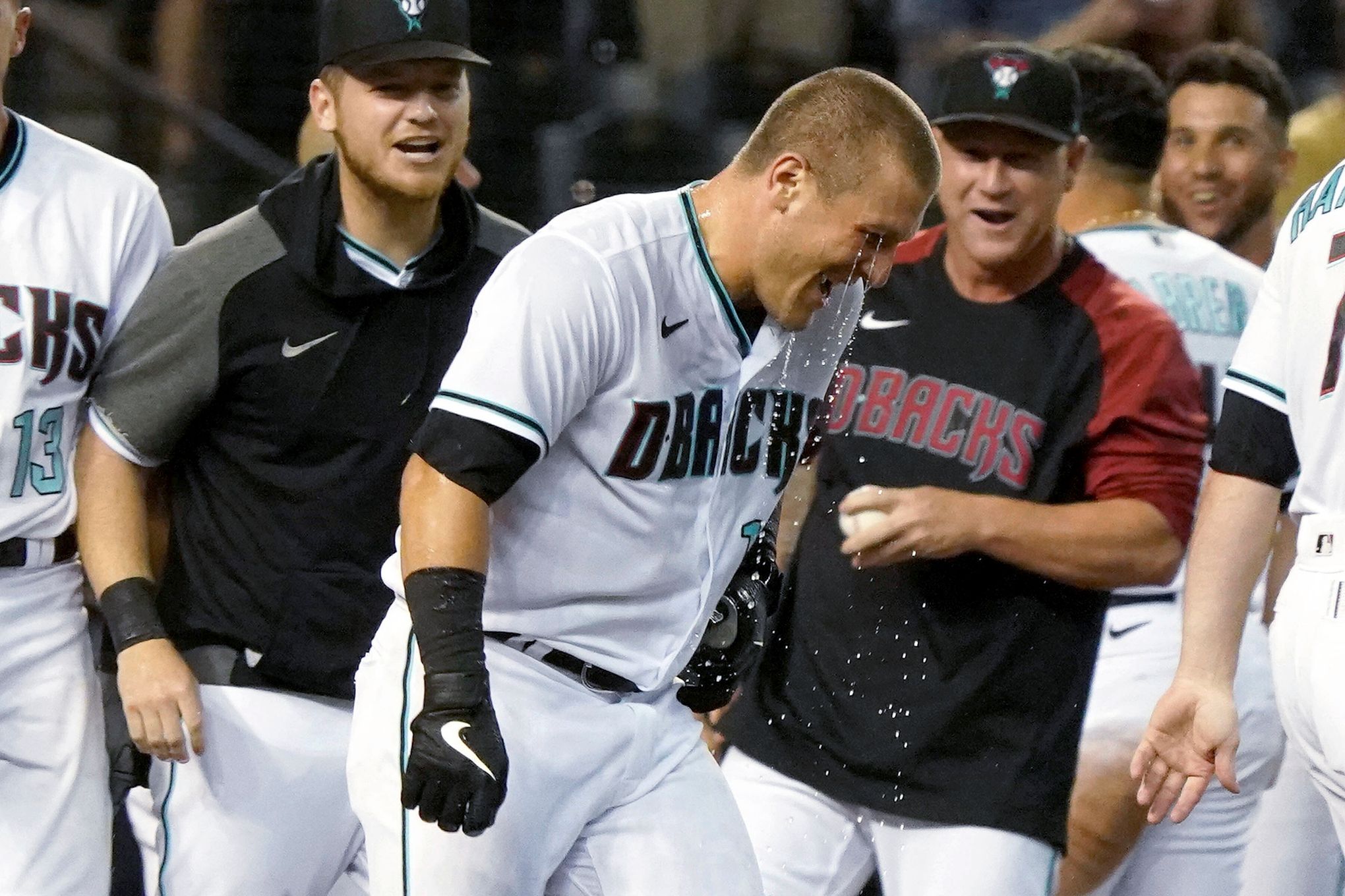 Madison Bumgarner, Diamondbacks send Giants to 5th straight loss