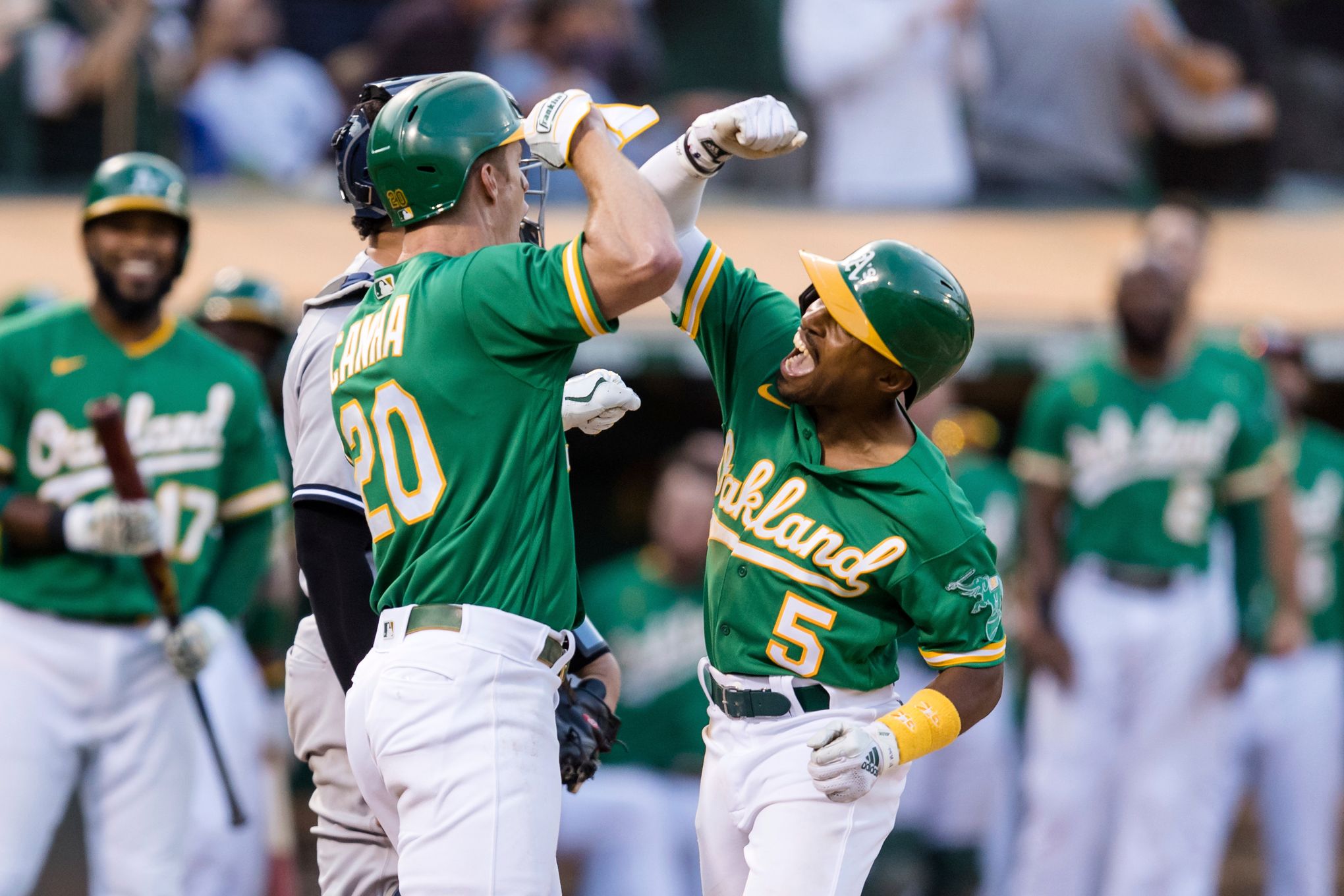 Kemp HR in 8th, A's beat Yankees for 2nd straight day