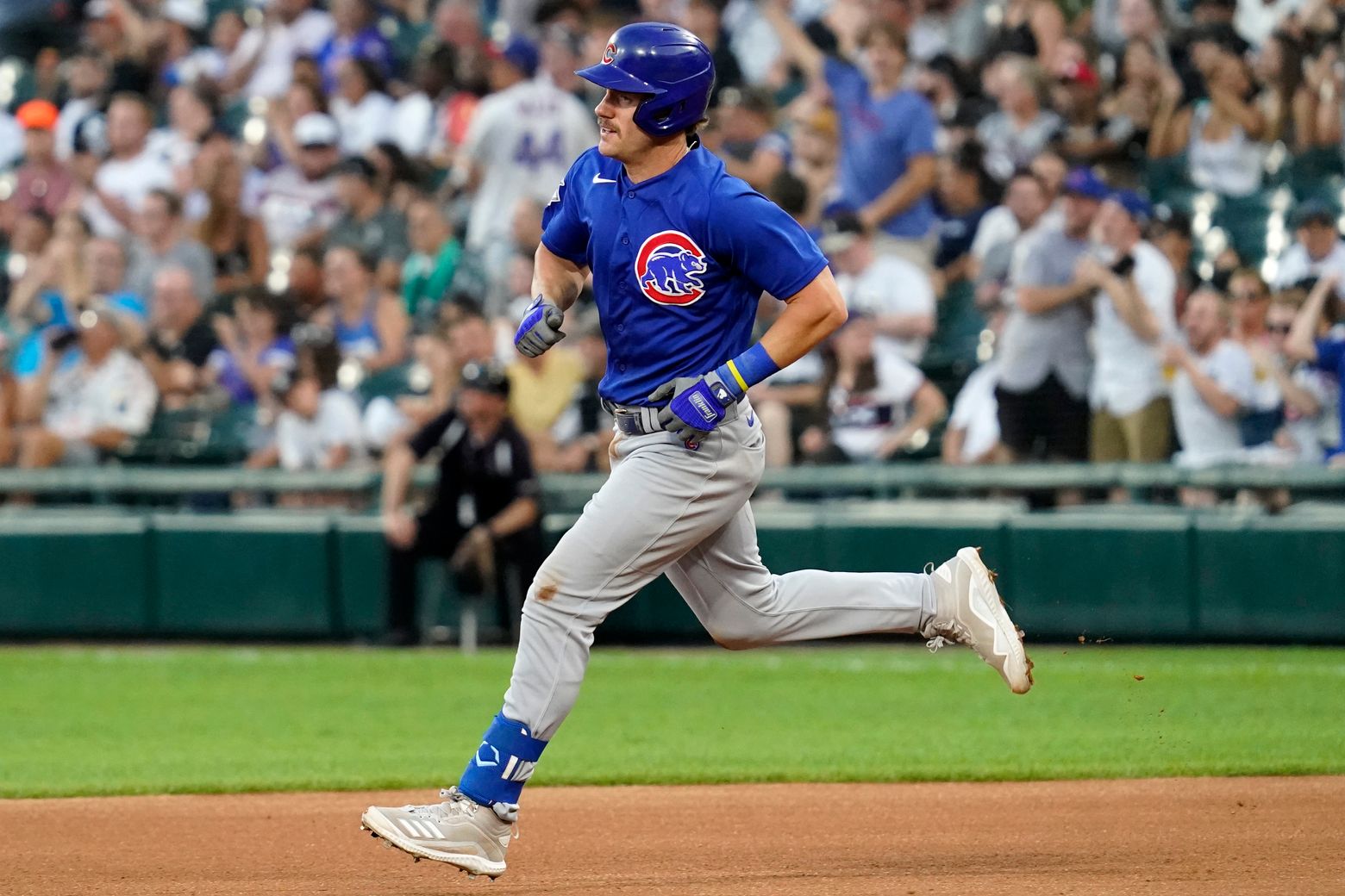 Patrick Wisdom, Alec Mills lead Cubs past White Sox 7-0 | The Seattle Times