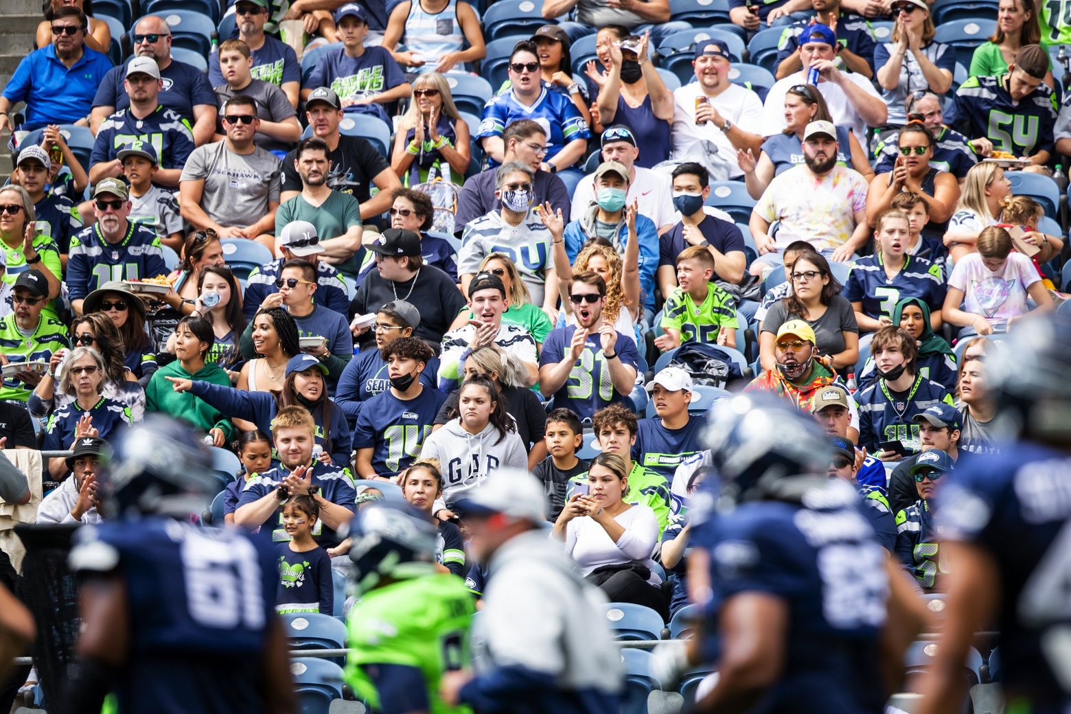 How will Seahawks enforce state mask mandate this season?