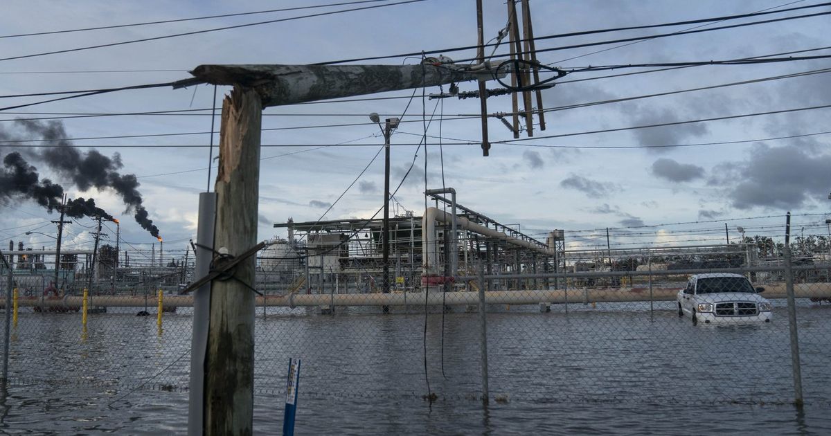 What it would take to put all our electric lines underground The