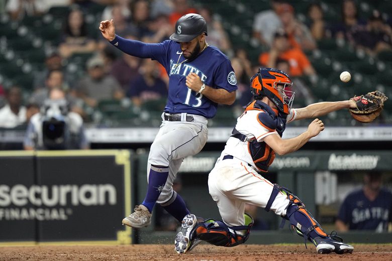 Jarred Kelenic's double, Logan Gilbert's strong start help Mariners over  Astros 3-1 