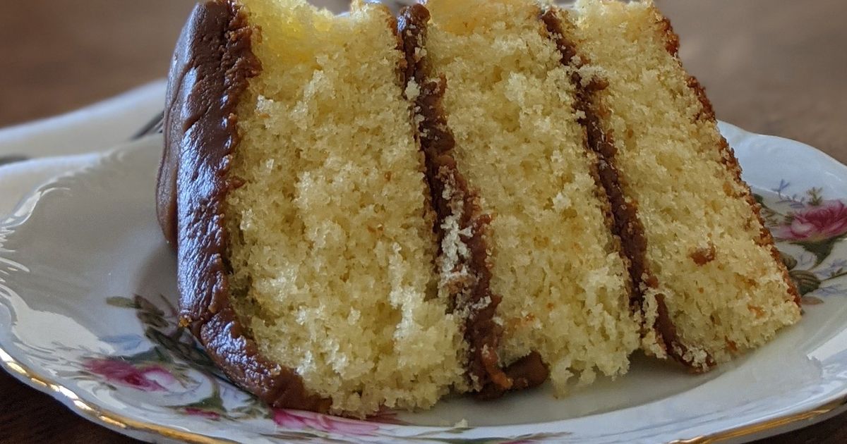 Grace Harbor Farms’ cultured buttermilk elevates this 3tiered Caramel