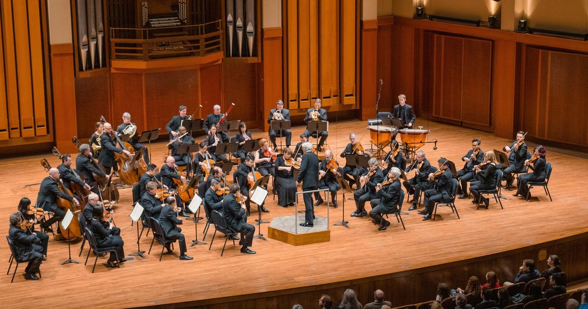 Seattle Symphony offers free concert as part of opening weekend The