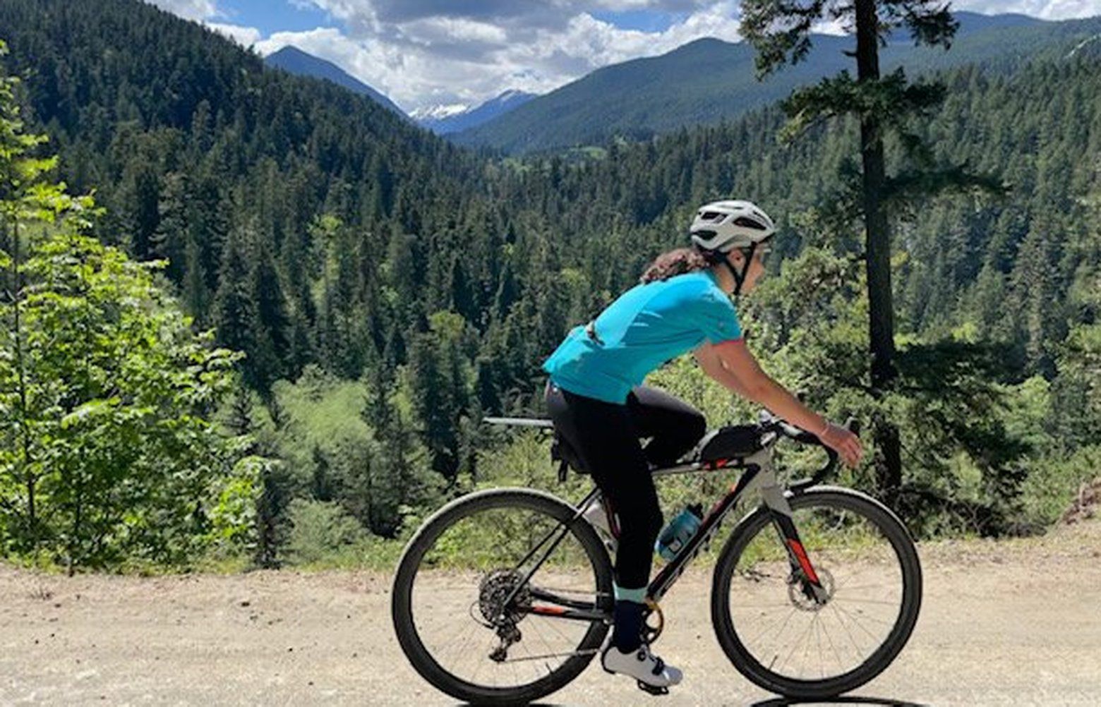 Gravel bike on outlet mountain bike trails