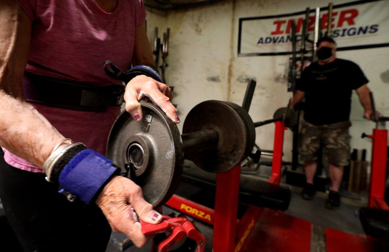 Shut Up and Train: Yelm Powerlifters Place First, Second at State