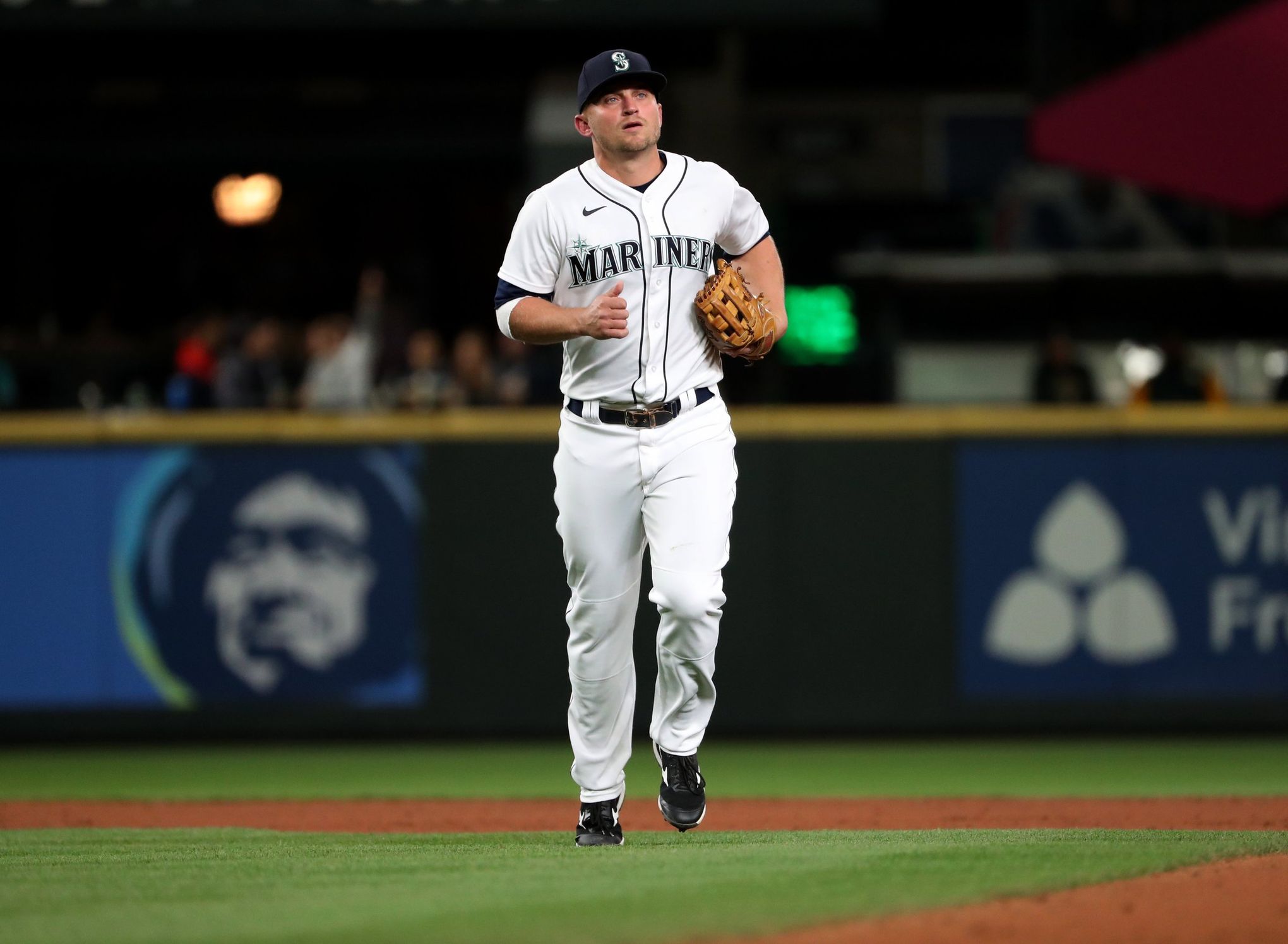 Kyle Seager leads bash as Mariners bury Blue Jays, 9-3, Mariners