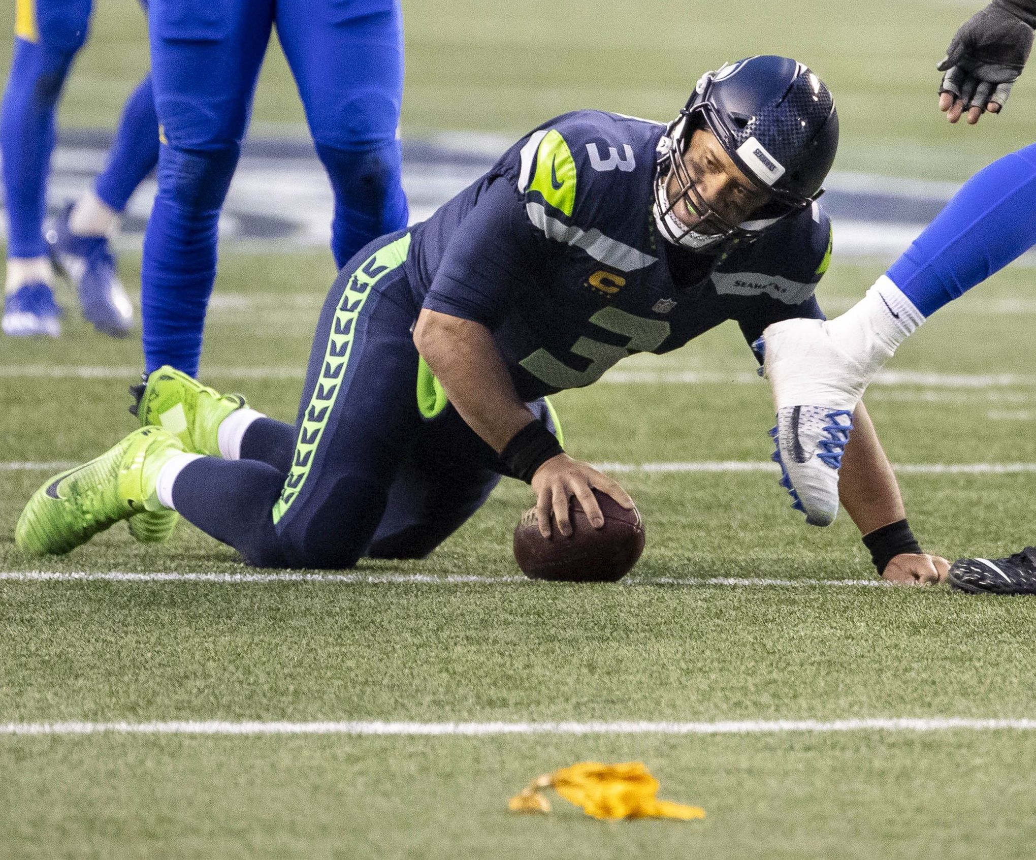 Seahawks vs. Patriots: 31-24, Seahawks - November 10, 2016 - Seattle  Seahawks quarterback Russell Wilson (3) during t…