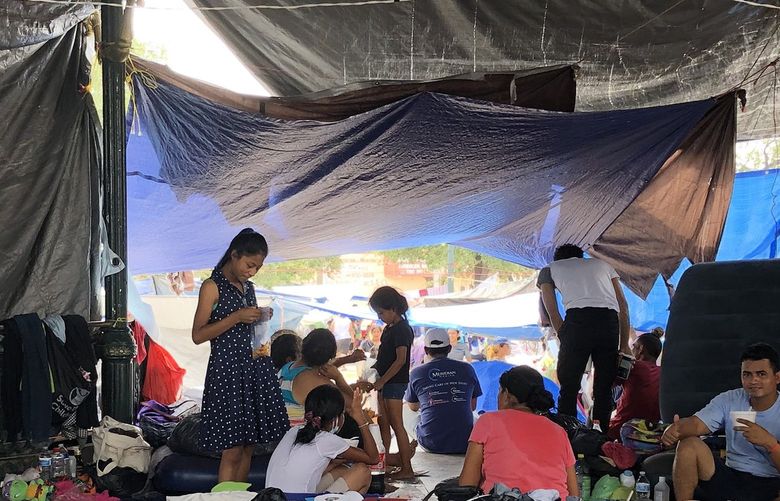 Gazebo at Reynosa camp has become a communal living area for migrants waiting to enter the U.S. (Molly Hennessy-Fiske/Los Angeles Times/TNS)