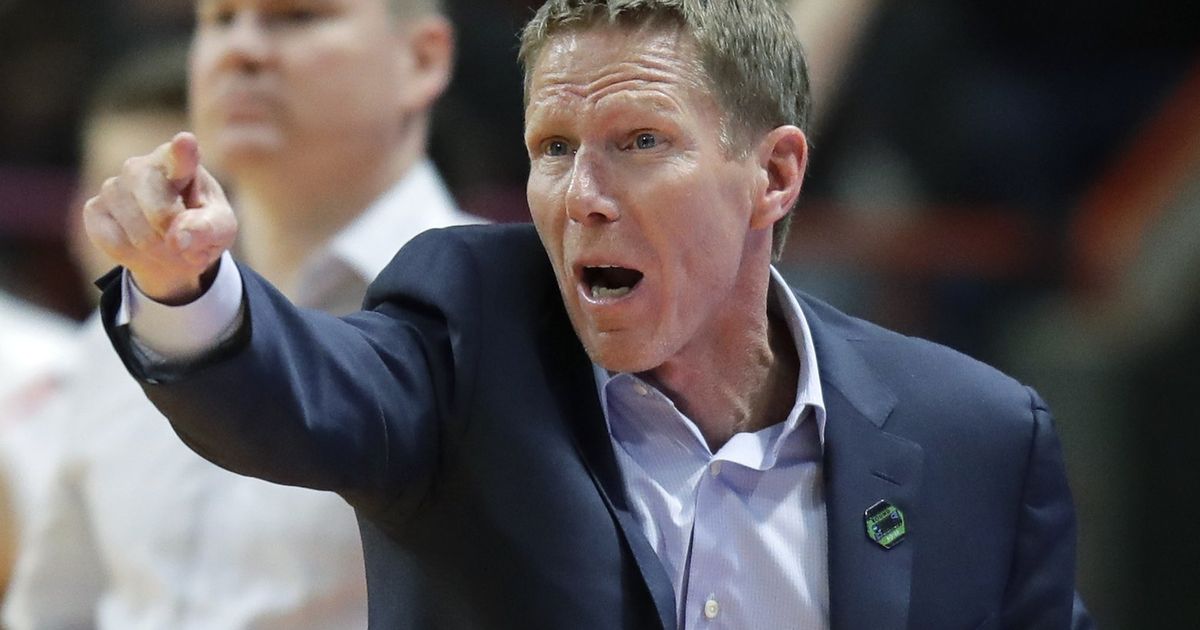 Mark few