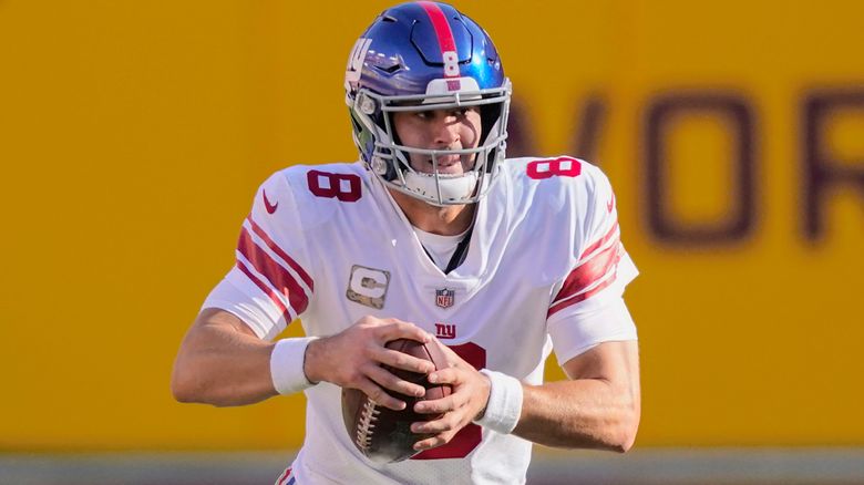 Daniel Jones of the New York Giants looks to pass the ball against