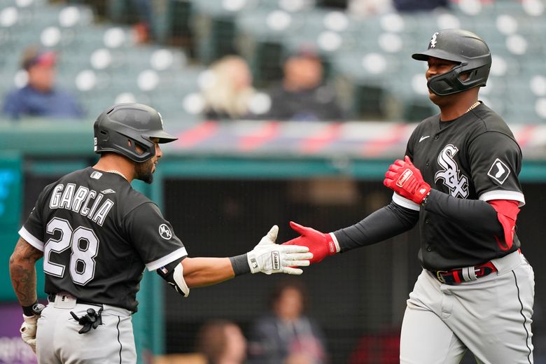 White Sox clinch AL Central title for 1st time since 2008