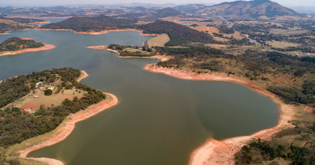 Severe Brazil drought reignites debate over daylight saving The