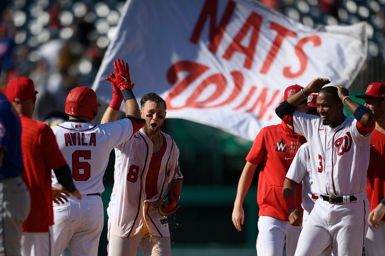 Mets rally to beat Athletics 4-3 in 10 innings