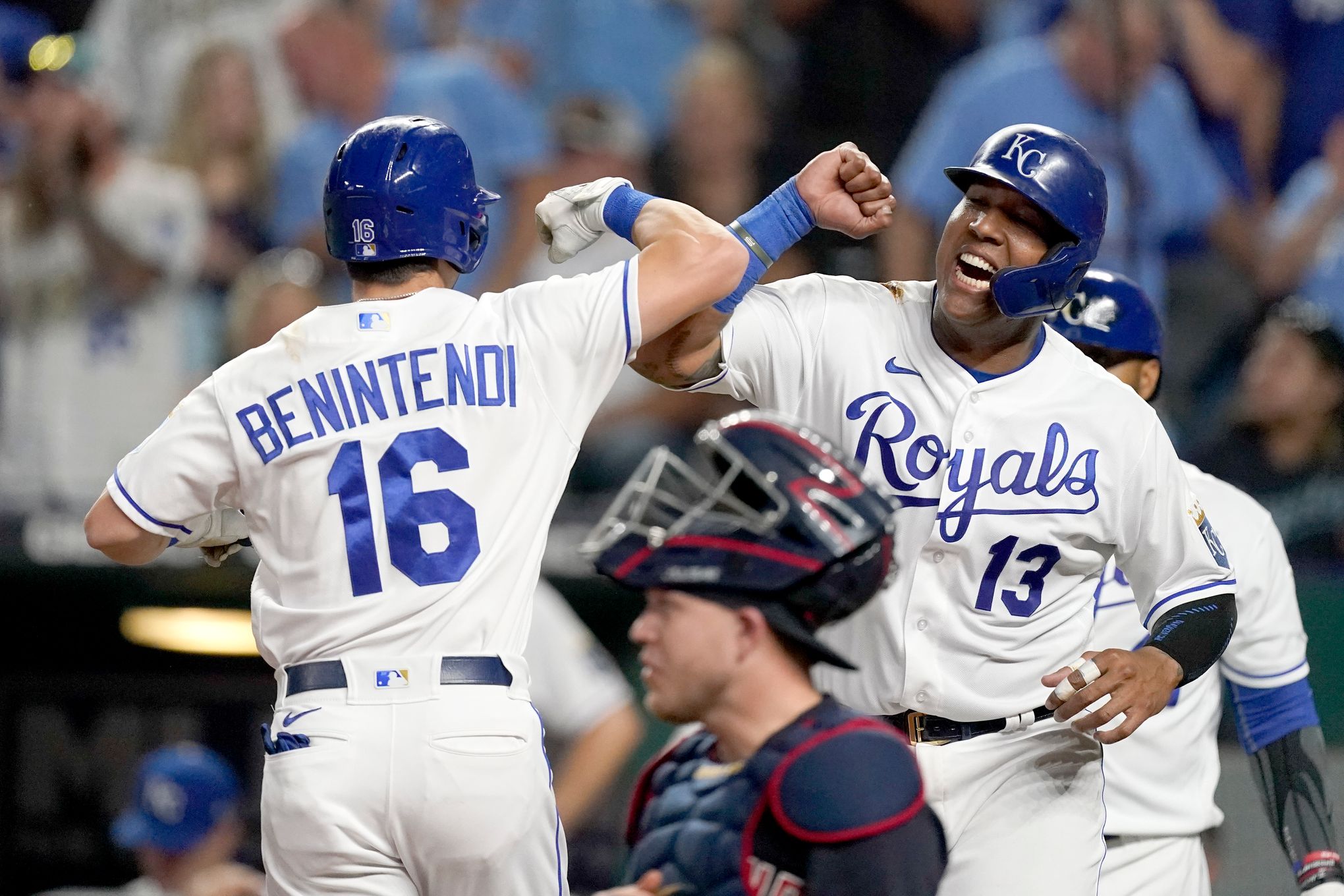 Chang 3-run triple off Benintendi's glove, Indians beat KC