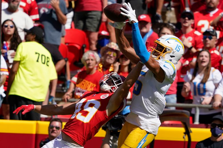 Turnovers, slow start prove costly as Chiefs lose second straight, 30-24 to  Chargers